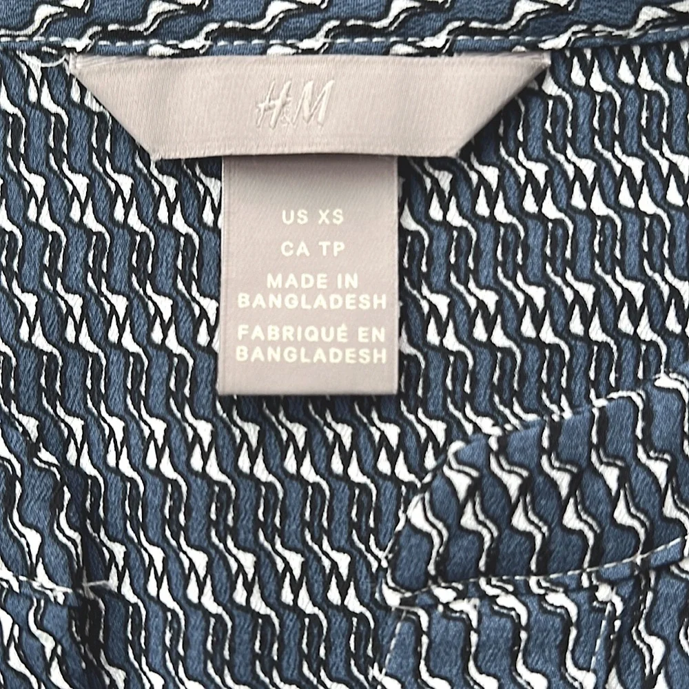 Sleeveless blouse,, collarless, women Xs - Picture 3 of 6
